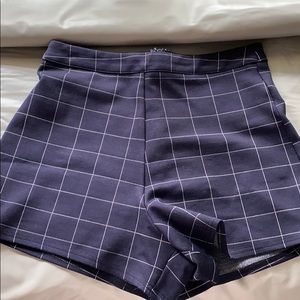 High waist short shorts